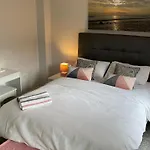 Blue Bay View - One Bed @ The Bay, Filey *